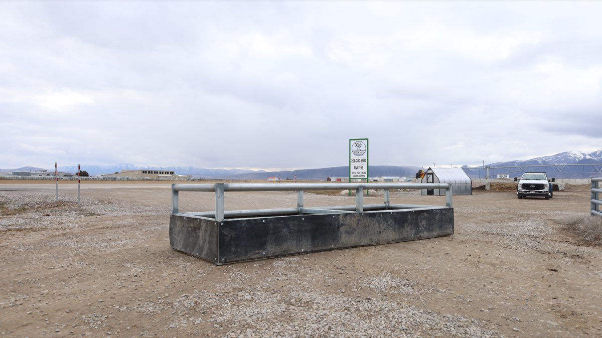HD Livestock Feeder 6'x20'